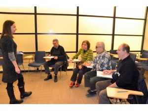 Görme Engelliler Sahneye Hazırlanıyor