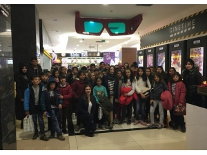 Öğrenciler "Kucak Dolusu Hayaller" Projesi Kapsamında Eskişehir’i Gezdi