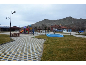 Sivrihisar Belediyesi Çalışmalarına Devam Ediyor