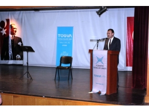 Çandıroğlu, Tügva Ödül Törenine Katıldı