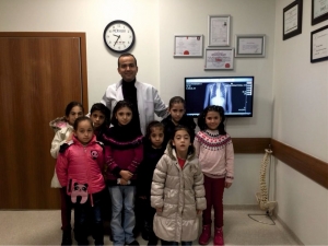 Skolyoz Hastaları Doktorları İle Buluştu
