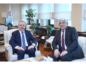 Başkan Karaçanta, Bakan Arslan İle Bir Araya Geldi