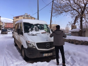 Karlıova’da 5-10 Santimlik Kar Mutlu Etmedi