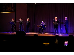 Karşıyaka, Nazım Hikmet’i Andı