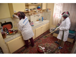 Yaşlı, Engelli Ve Kimsesiz Vatandaşlara Evde Bakım Hizmeti