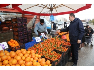 Zabıta Ekiplerinden Donmuş Sebze Meyve Kontrolü