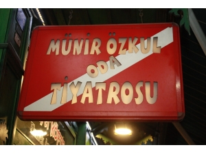 Ünlü Oyuncu Adını Taşıyan Tek Tiyatroyu Göremeden Hayatını Kaybetti