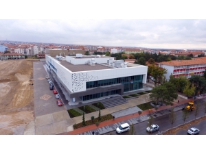 Neşet Ertaş Kültür Ve Sanat Merkezi Salonları Açıldığı Günden Beri Hiç Boş Kalmadı