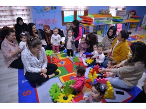 Pıtırcık Oyun Evinde ’’Anne Ve Bebek Etkinlikleri’’