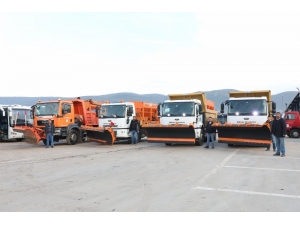 Körfez Belediyesi Ekipleri Karla Mücadele İçin Teyakkuzda