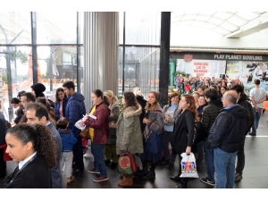 Cüceloğlu’nun İmza Gününe Yoğun İlgi