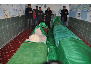 Abdulvahap Gazi Türbesi Restore Edilmeyi Bekliyor