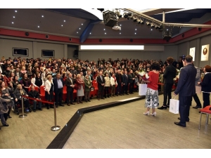 ’Şaka Gibi’ Oyununa Yoğun İlgi