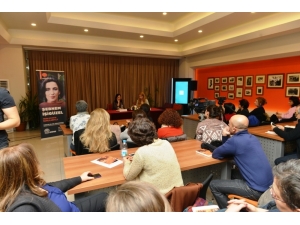 Şebnem İşigüzel: "Kadının Sorunu Hiç Değişmiyor"