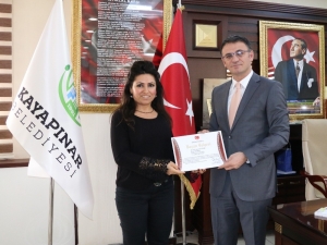 Kayapınar’da Okul İdarecileri Ve Öğretmenlere Ödül