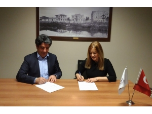 Sağlıkları Acıbadem’e Emanet