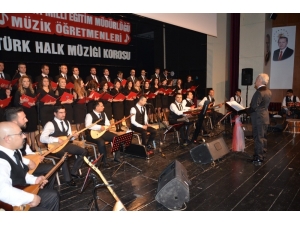 Öğretmen Korusu Tarafından Memleket Havaları Seslendirildi