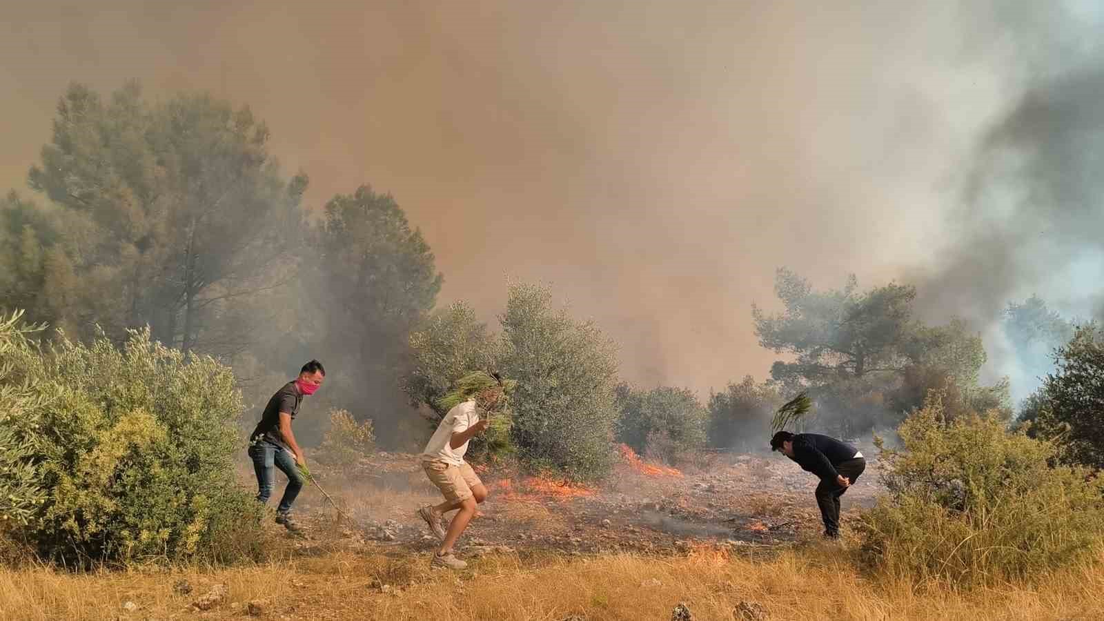 aksu-daki-orman-yangininin-kontrol-altina-alma-calismalari-devam-ediyor