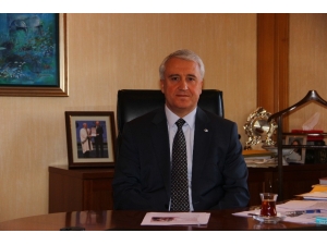 Anadolu Üniversitesinden ’Tezsiz Yüksek Lisans’ta Büyük Kolaylık