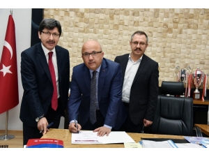 Afyonkarahisar’da Ödüllü Kitap Okuma Yarışması Düzenlenecek