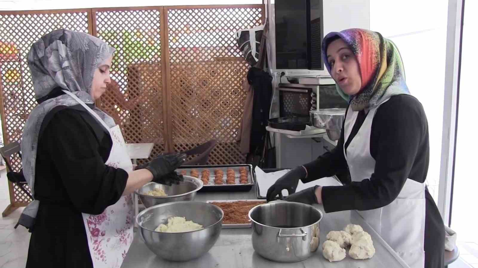 siirt-te-bir-ilk-colyak-hastalari-artik-gonul-rahatligiyla-yemek-yiyebiliyor