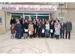Elazığ’da Çiftçilere Sertifika Verildi