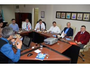 Meslekî Eğitimde Sanal Gerçeklik Aplikasyonu