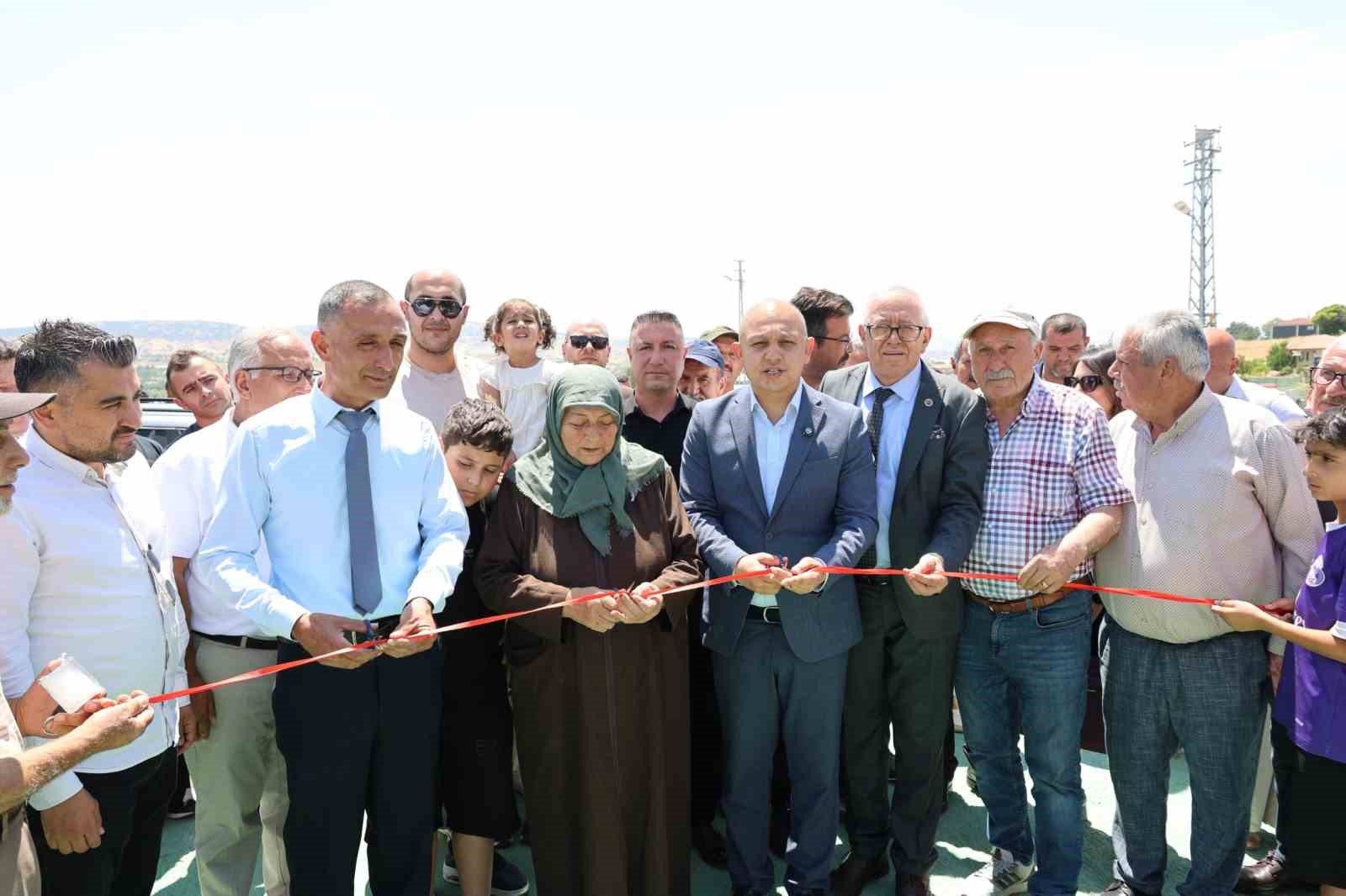 sehit-jandarma-onbasi-mehmet-isikli-parki-yenilenen-yuzuyle-hizmete-acildi