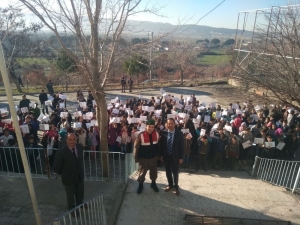 Öğrencilerin Karneleri Jandarmadan