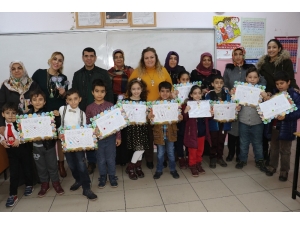 Çikolatalı Bisküvili Karne Dağıtım Töreni