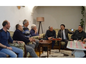 İl Başkan Mengi, Vatandaşı Evinde Dinliyor