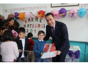 Niksar’da Öğrencilerin Karne Sevinci