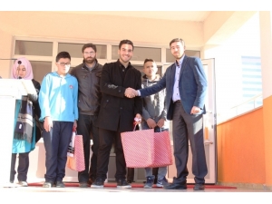 Ayvalık’ta Siyer-i Nebi Ödülleri Sahiplerine Verildi