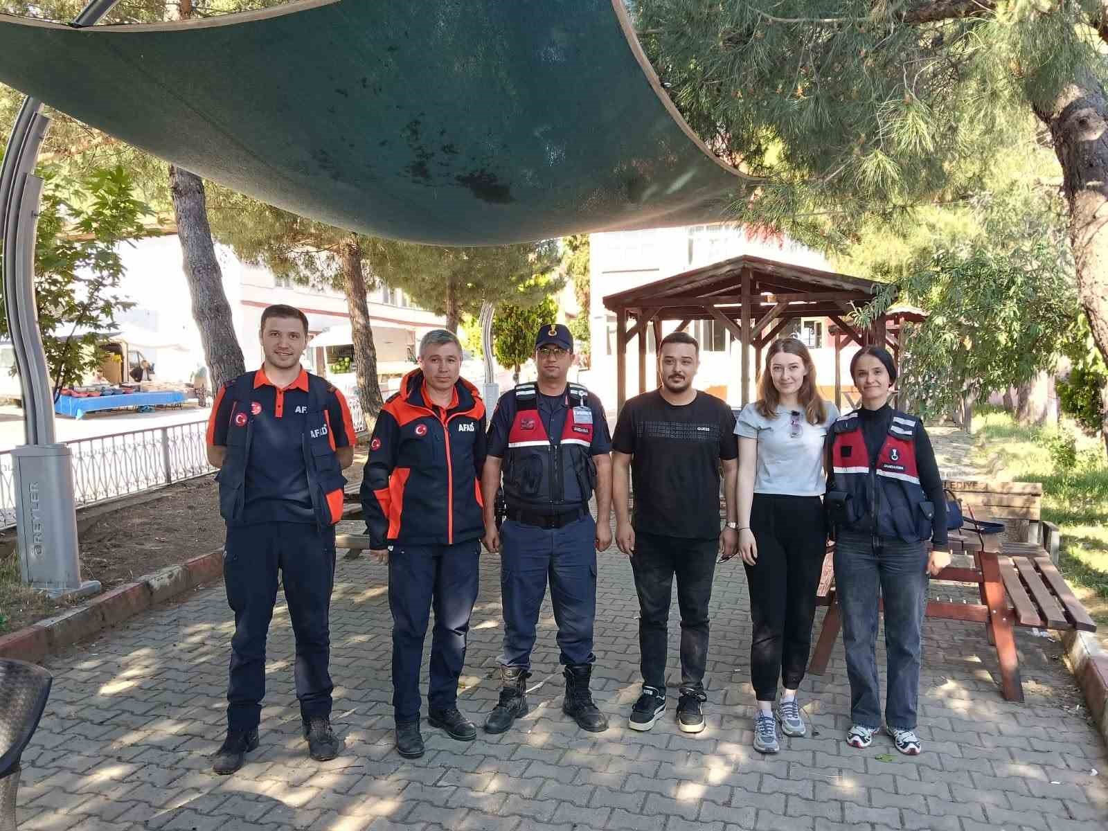 dag-yolunda-kaybolan-genc-cift-sag-olarak-bulundu