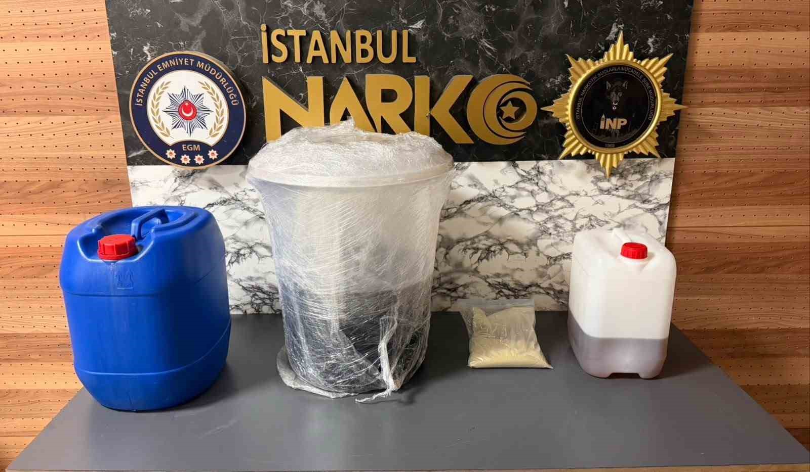 istanbul-da-uyusturucu-operasyonu-3-gozalti-yuklu-miktarda-uyusturucu-ele-gecirildi