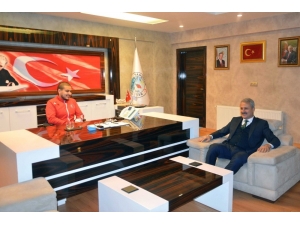 Makamını Şampiyona Bıraktı