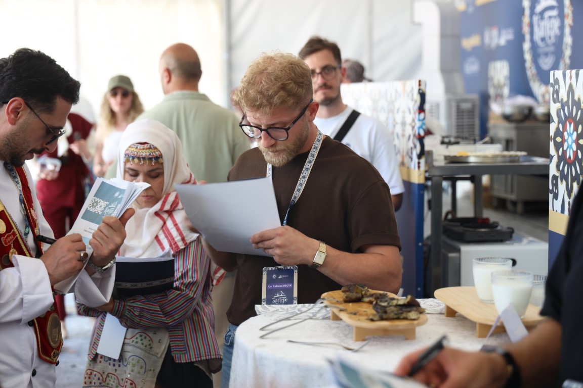 gastronomi-festivalinde-lezzet-soleni