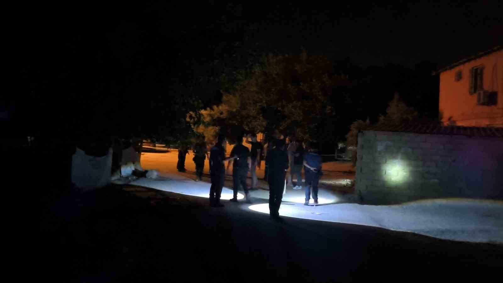 antalya-da-iki-grup-arasinda-cikan-kavgada-silahlar-konustu-3-yarali