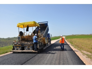 Karamürsel Köy Yolları Yenileniyor
