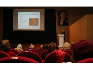 Mavi Ev Konuşmalarında Göz Hastalıkları Anlatıldı