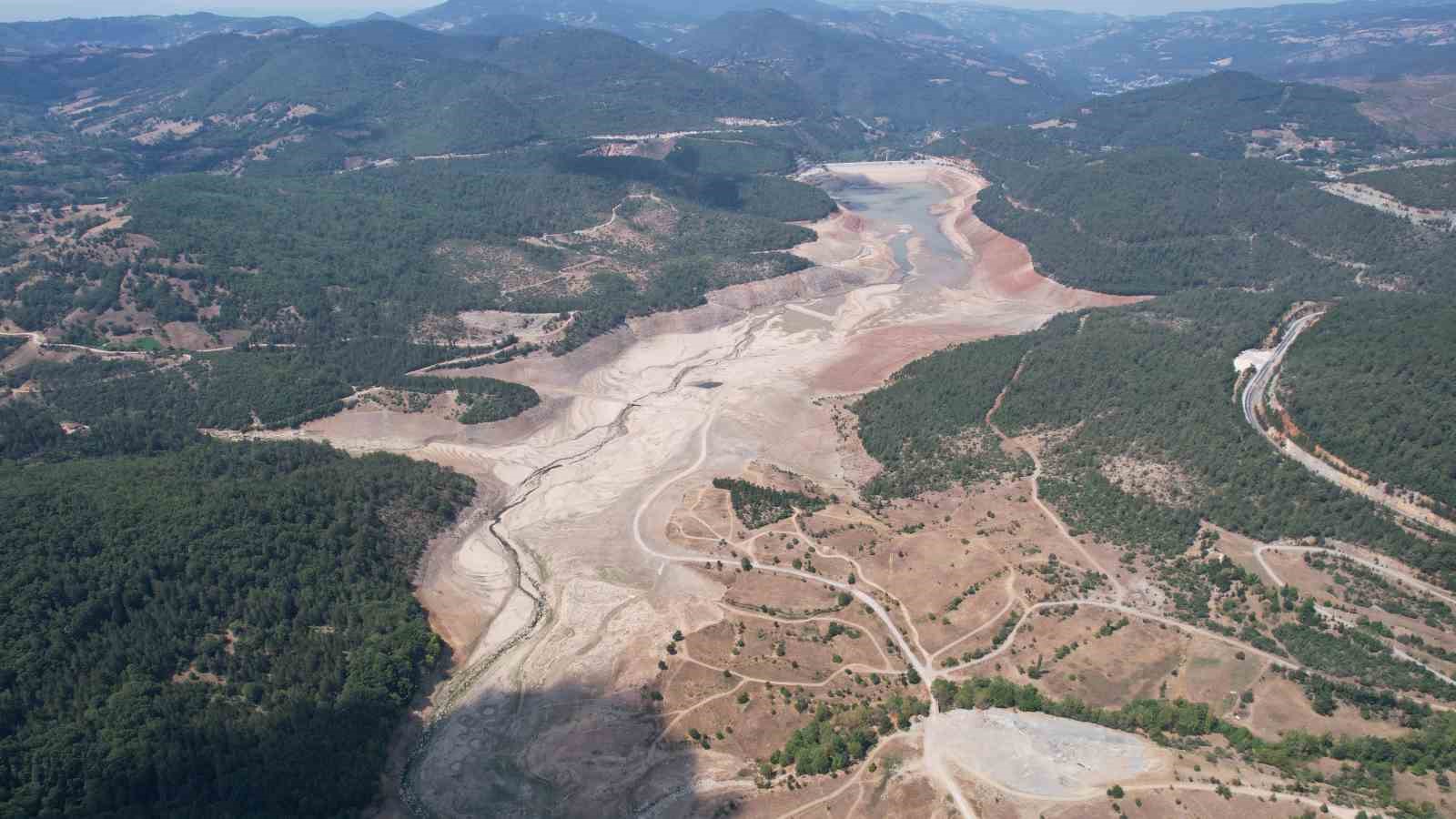 bursa-barajlarinin-doluluk-orani-bir-yilda-yuzde-24-9-dan-yuzde-81-e-yukseldi