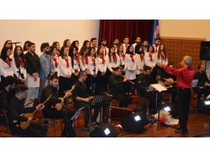 Üstün: "Türkü Anadolu’nun Özüdür"