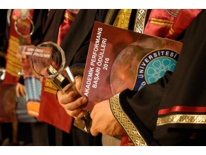 Uludağ’ın Başarılı Akademisyenlerine Ödül