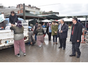 Burhaniye’de Büyükşehir Çorbası Sevindirdi