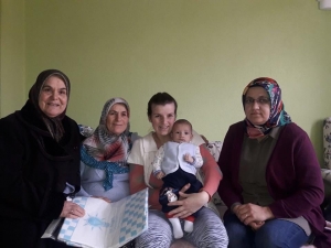 Ak Pari Odunpazarı İlçe Kadın Kolları’ndan “Hoş Geldin Bebek” Ziyaretleri