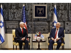 Pence, İsrail Cumhurbaşkanı Rivlin İle Bir Araya Geldi