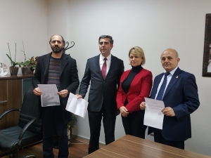 Düzceli Muhtarlar Maaşlarını Tsk’ya Bağışladı