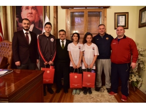 Başkan Yağcı Başarılı Sporcuları Ağırladı