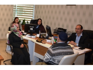 Körfez Belediyesi İş Arayanlara Köprü Oluyor