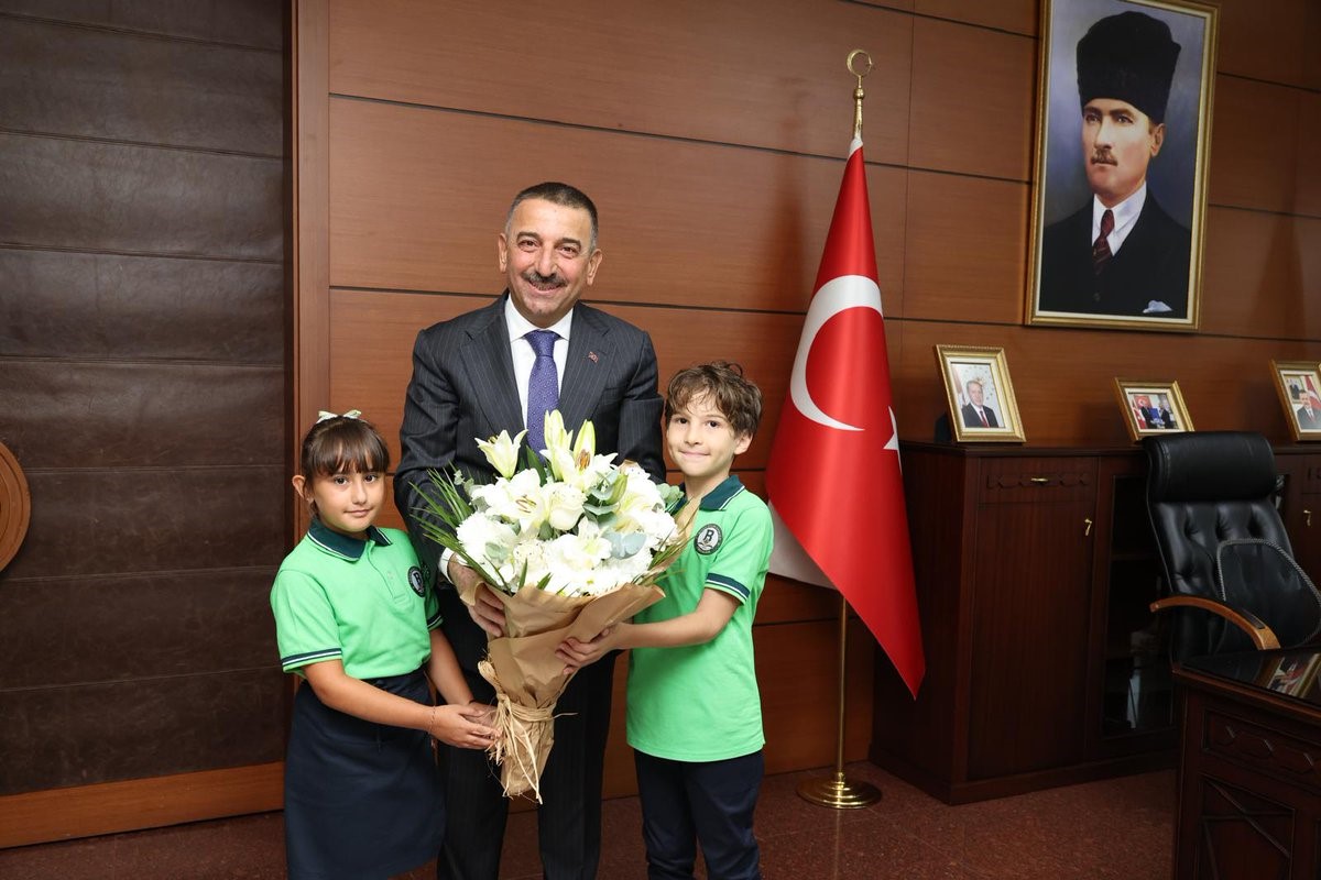 vali-hacibektasoglu-yeni-egitim-yili-dolayisiyla-egitim-heyetini-agirladi